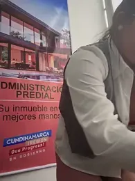 LIZ-06_ webcam model stream image