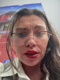 LIZ-06_ webcam model stream image