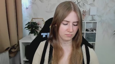 LOVE_xMegan webcam model stream image
