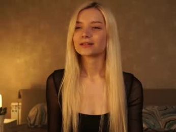 cassie130505 webcam chaturbate model stream image