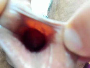 chriss_evanss_ webcam model stream image