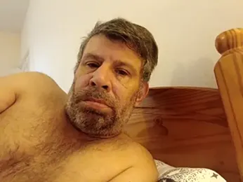 stud2512 webcam model stream image