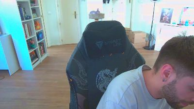 bigdickyoun1 webcam model stream image