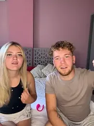 NickyGold_Official webcam stripchat model stream image