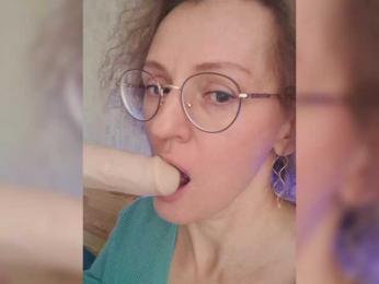 Valkiriyas webcam bongacams model stream image