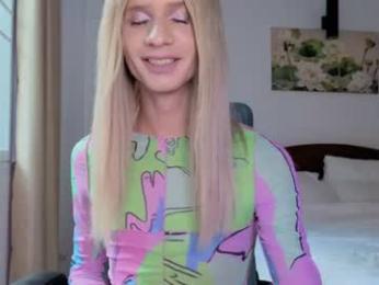 huge_vee webcam model stream image
