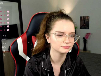 SonyaGlen webcam model stream image