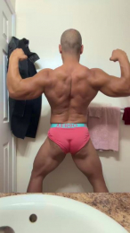 Lazerfocused webcam model stream image