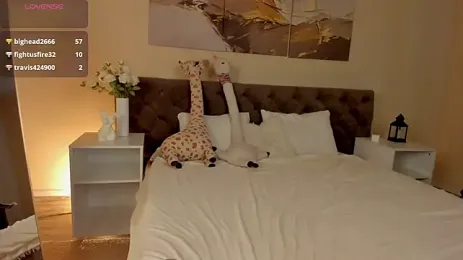 Ariella_Sol webcam preview
