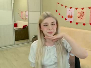 your_tender_doll webcam chaturbate model stream image