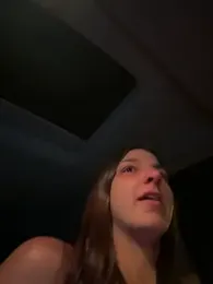 DoriDeluxe66 webcam model stream image