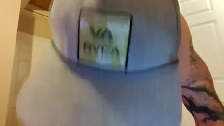 Huntzg23 webcam model stream image