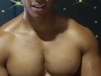 moreno1muscular webcam model stream image