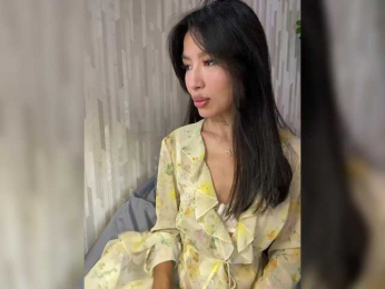 Girl-next-door webcam model stream image