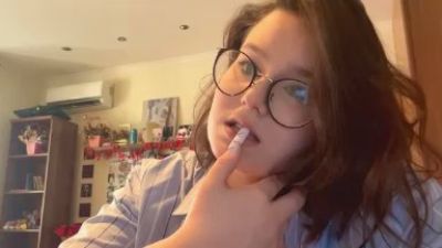 EnaHopewell webcam model stream image