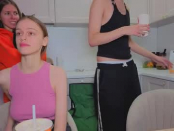 ihavepaws33 webcam model stream image