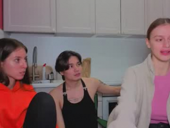 ihavepaws33 webcam model stream image