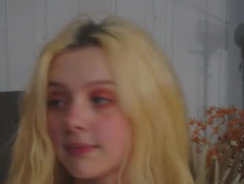little_anitta webcam chaturbate model stream image