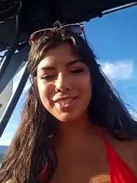 TheCrimsonLounge webcam model stream image