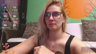 lovingfeetheels webcam model stream image