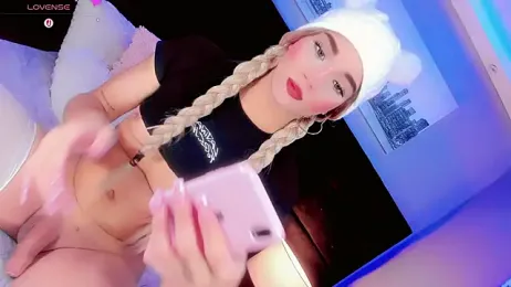 Nauthy_girl webcam stripchat model stream image