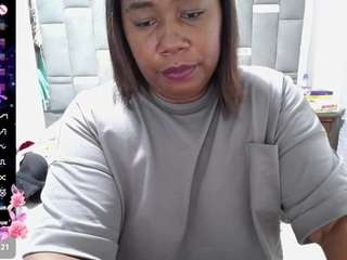 thickebonymilf webcam model stream image