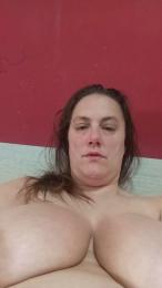 rubiapechugona2 webcam cam4 model stream image