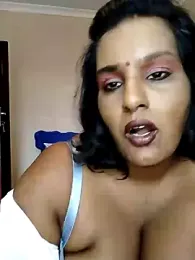 Foxybaby420 webcam model stream image
