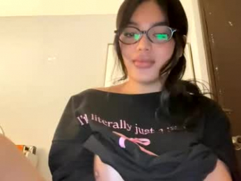 belle_moonlight webcam model stream image