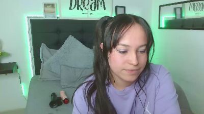 Eymmy_24 webcam model stream image