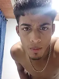 brandonw webcam model stream image