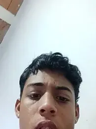 brandonw webcam model stream image