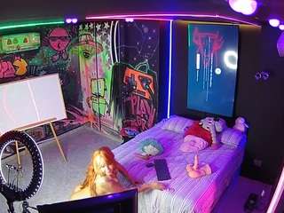 voyeurcam-casa-salsa-disturbed webcam model stream image