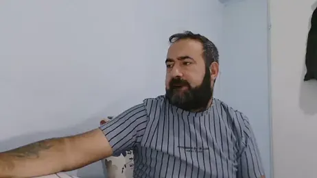 dark-look webcam model stream image