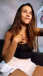 BellaBelll webcam model stream image