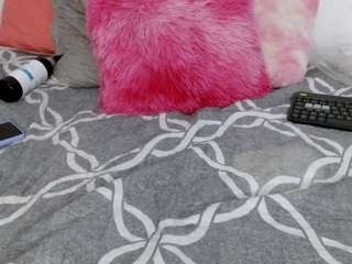 suzan-30 webcam model stream image