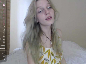 MaagilineKass webcam model stream image