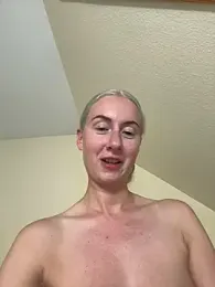 CutieEmy webcam model stream image