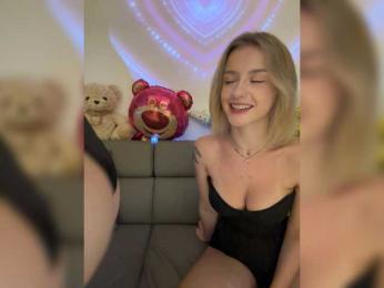 AnnyyyAmyyyy webcam model stream image