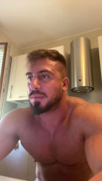 Bigwhitebull webcam model stream image
