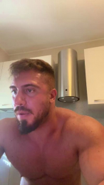 Bigwhitebull webcam cam4 model stream image