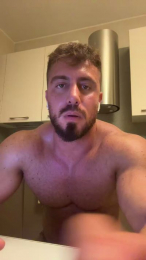 Bigwhitebull webcam model stream image