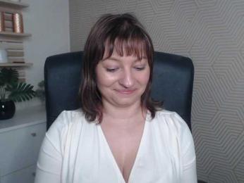 angelaLove13 webcam model stream image