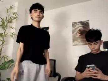 alluring_alpha webcam model stream image