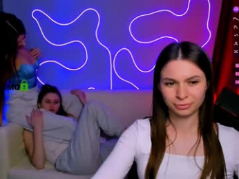 berry_alma webcam model stream image