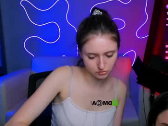 berry_alma webcam model stream image