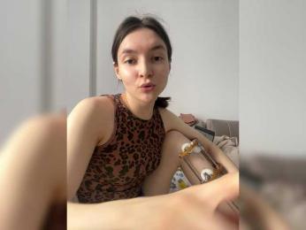Renaw webcam bongacams model stream image