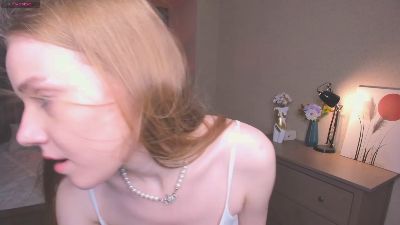 LynetteBalle webcam model stream image