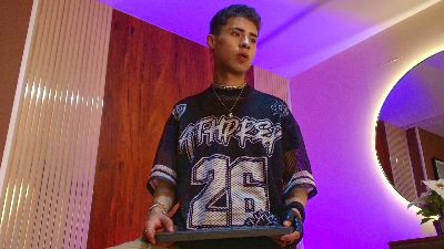 imdanny_raw webcam model stream image
