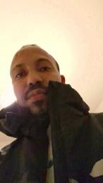 Morenote18_ webcam model stream image